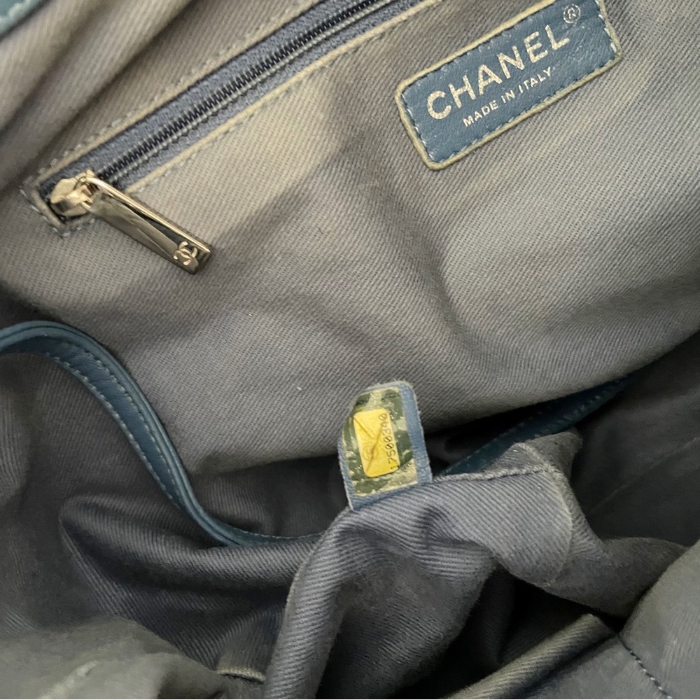 Chanel blue perforated and quilted leather Up In The Air shoulder tote bag - Picture 11 of 13